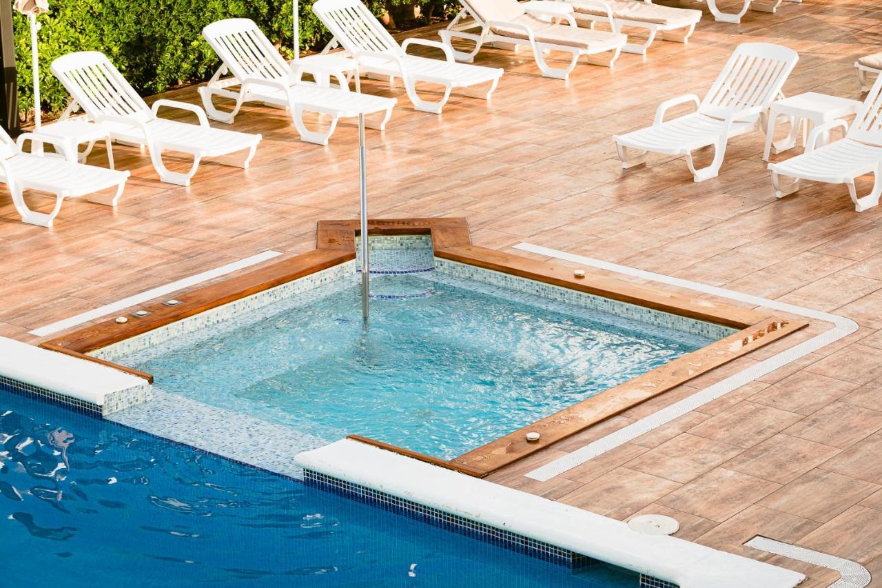 Hotel Gran Sol San Antonio  Eksteriør bilde
