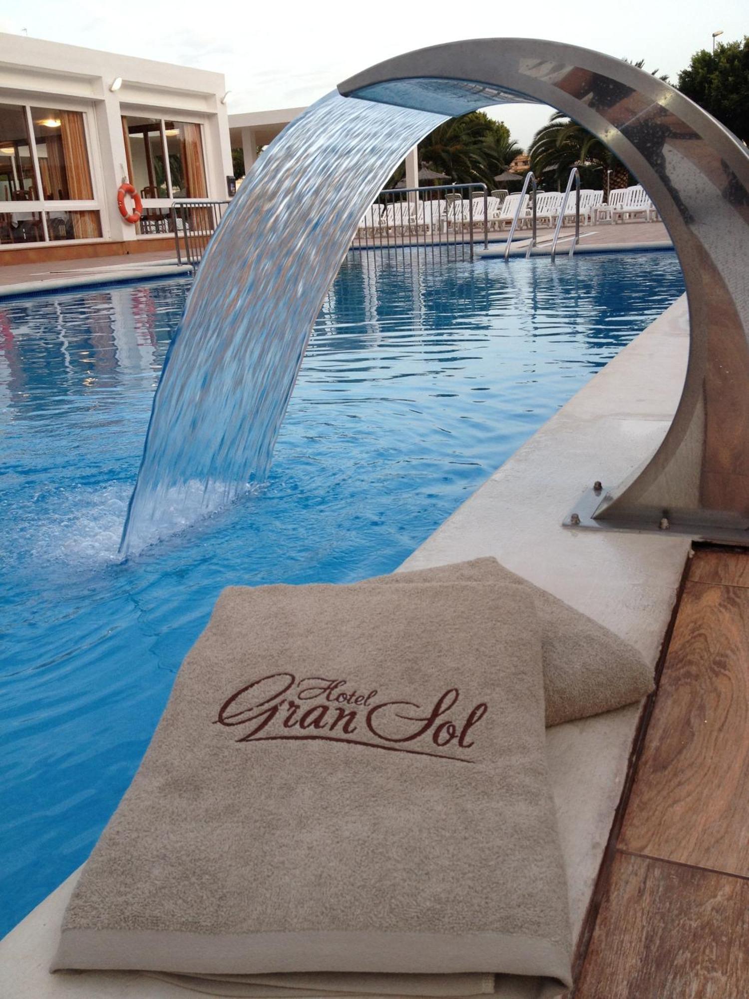 Hotel Gran Sol San Antonio  Eksteriør bilde
